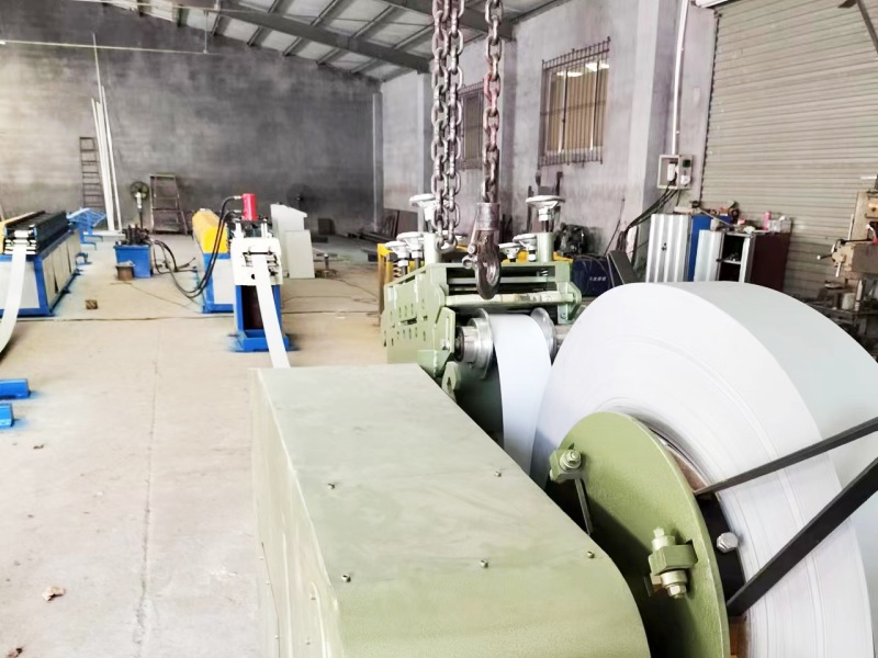 九折型材成型機