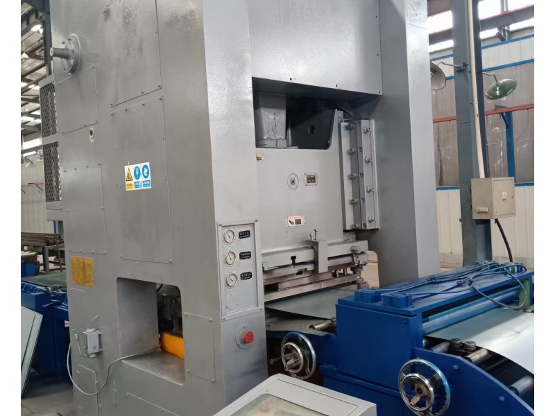 電纜橋架自動壓型機