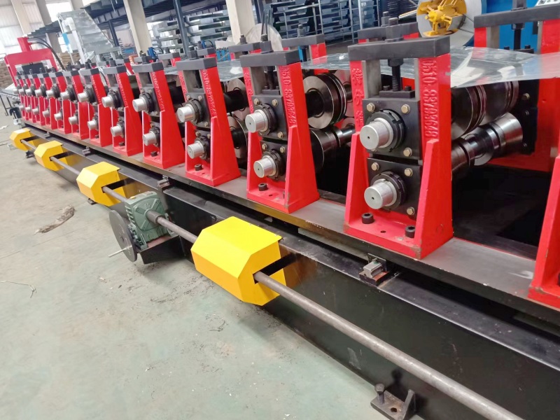 高低壓型材設備